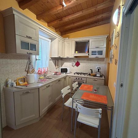Appartement La Casina Di Karol à Ronciglione  Extérieur photo