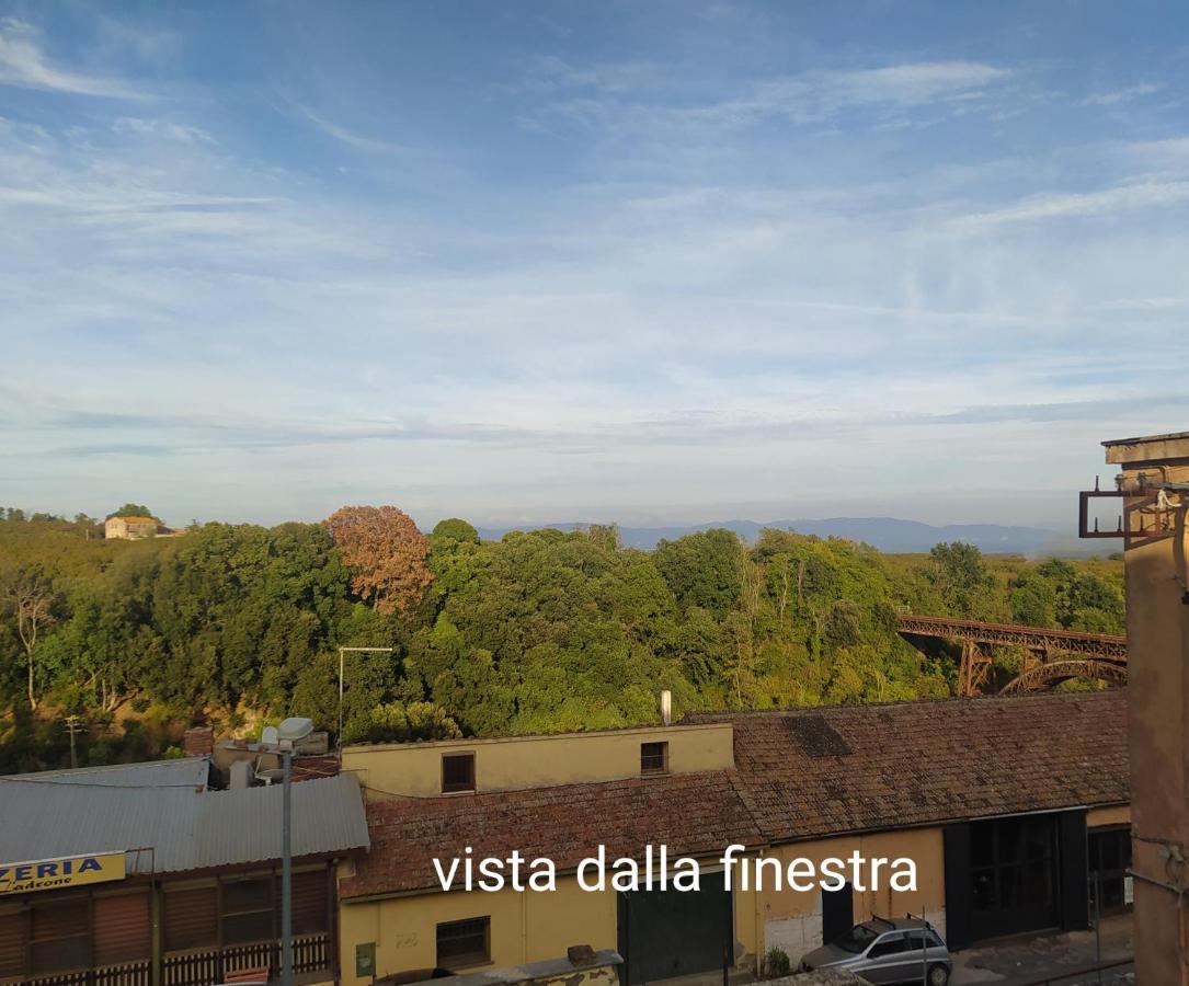 Appartement La Casina Di Karol à Ronciglione  Extérieur photo