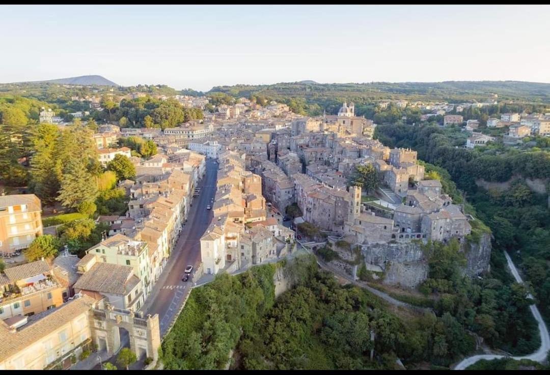 Appartement La Casina Di Karol à Ronciglione  Extérieur photo